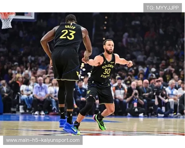 雷霆大战勇士:库里复出能否终结亚历山大独领风骚? 雷霆大战勇士:库里复出能否终结亚历山大独领风骚?