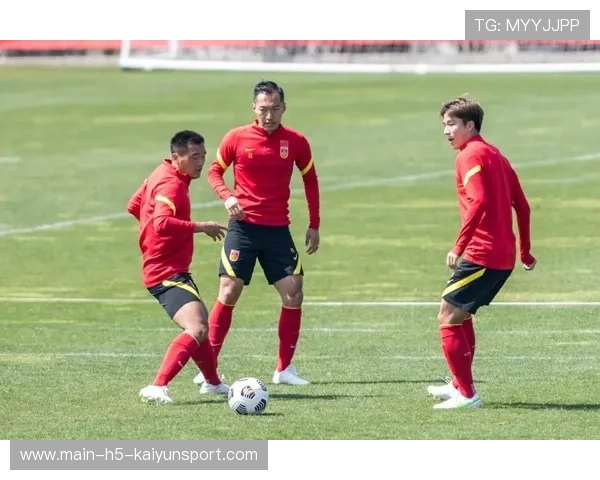 董铭杰大爆发，山东队强势杀入前八！，董铭泽是谁